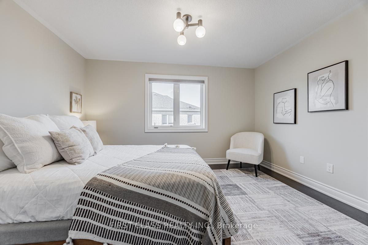 Photo 19 of 8 Reign Lane, Markham, Cedarwood — HOMEH