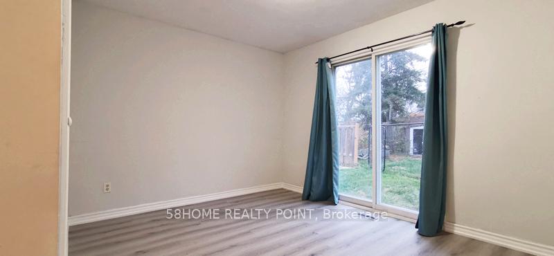 Photo 6 of Unit Main Fl, 4 Pilkington Crescent, Whitby, Pringle Creek — HOMEH