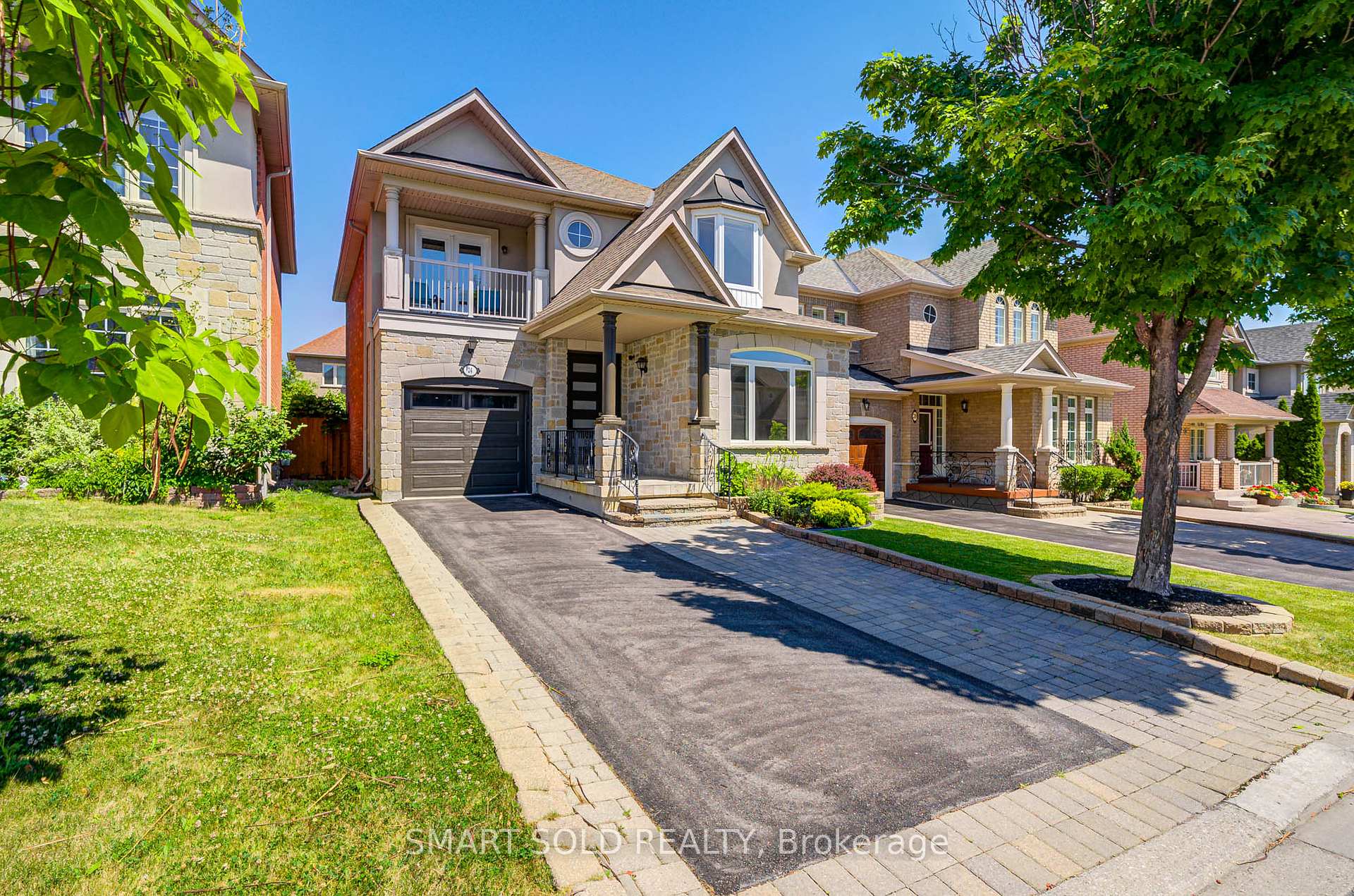 Photo 2 of 24 Burgundy Trail, Vaughan, Patterson — HOMEH