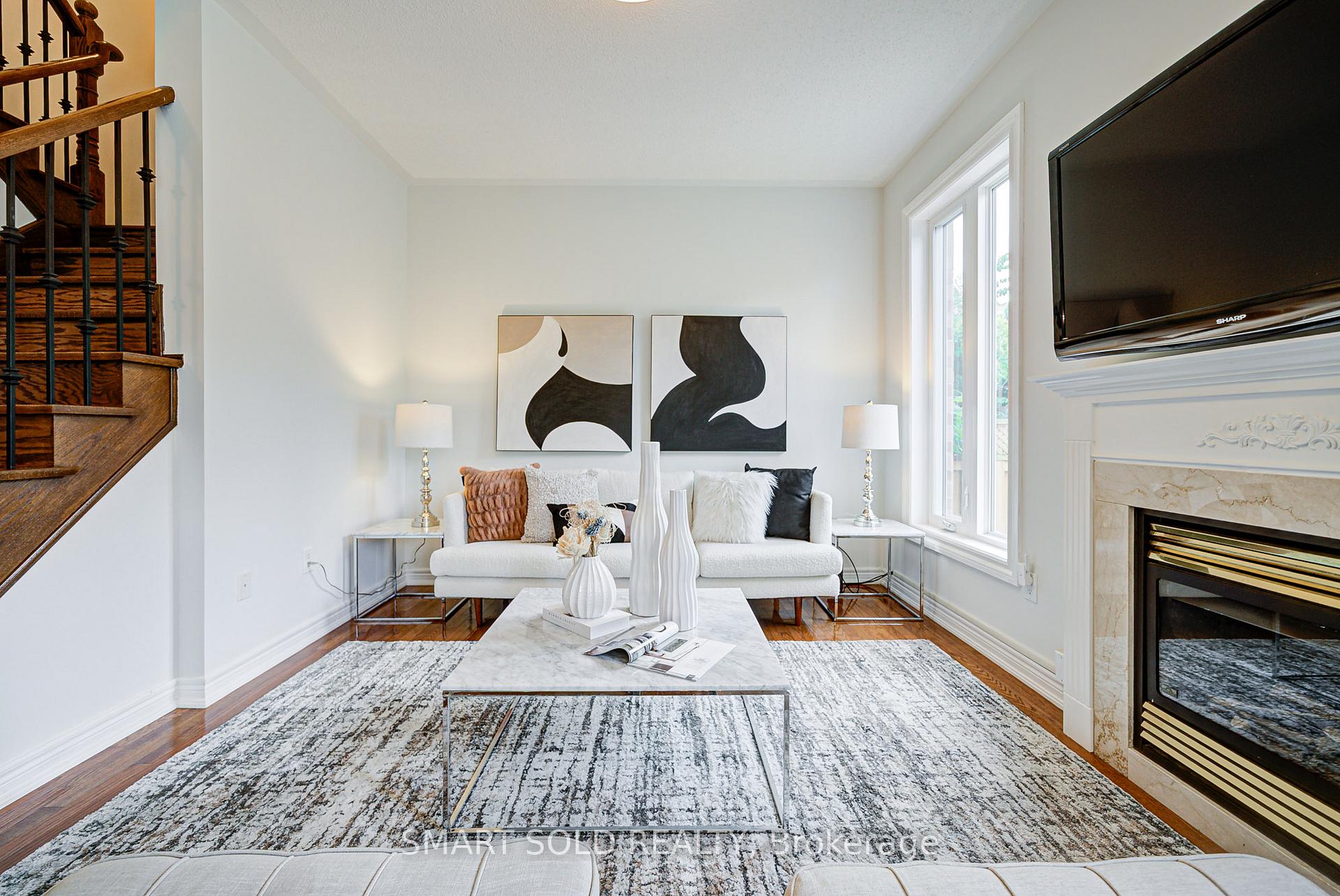Photo 21 of 24 Burgundy Trail, Vaughan, Patterson — HOMEH