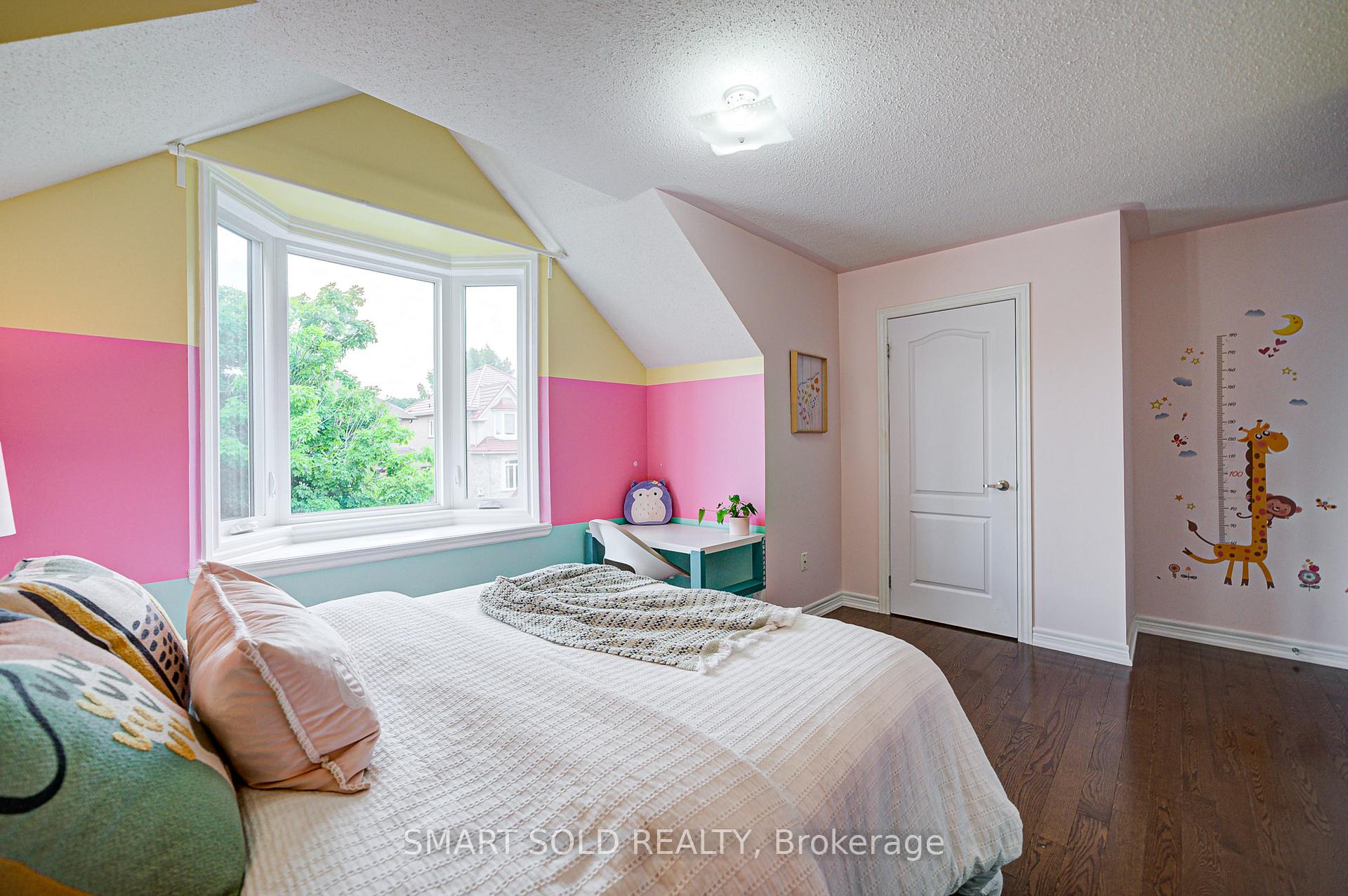 Photo 33 of 24 Burgundy Trail, Vaughan, Patterson — HOMEH