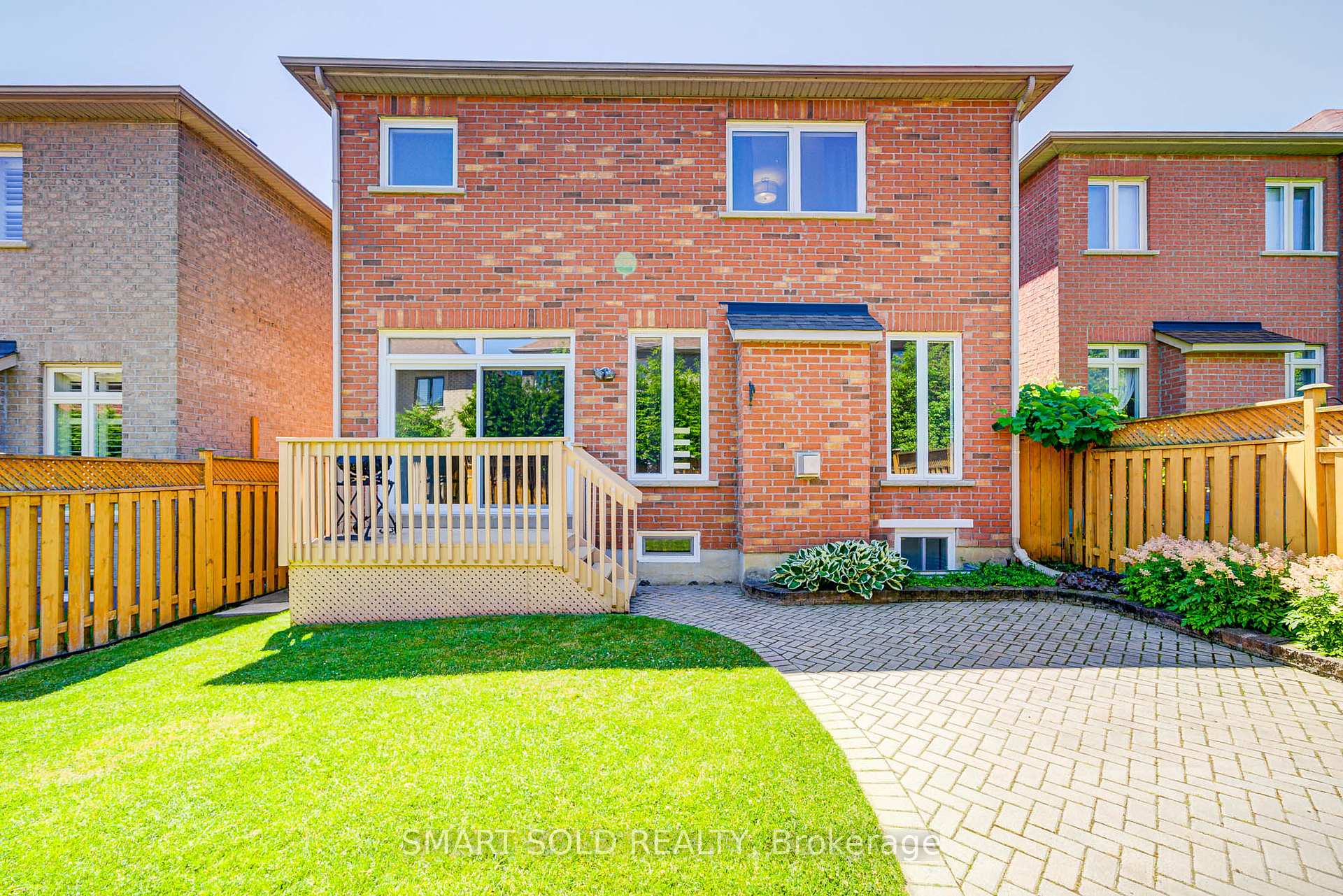 Photo 46 of 24 Burgundy Trail, Vaughan, Patterson — HOMEH