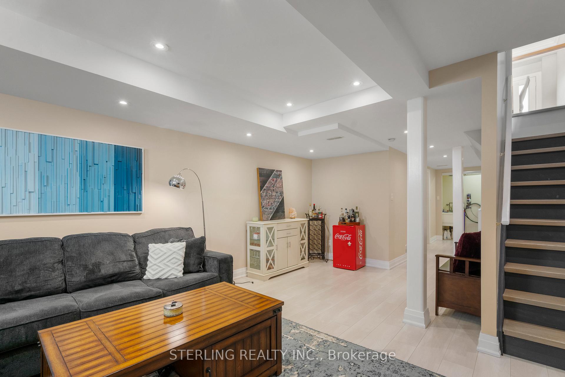 Photo 20 of 206 Bur Oak Avenue, Markham, Berczy — HOMEH