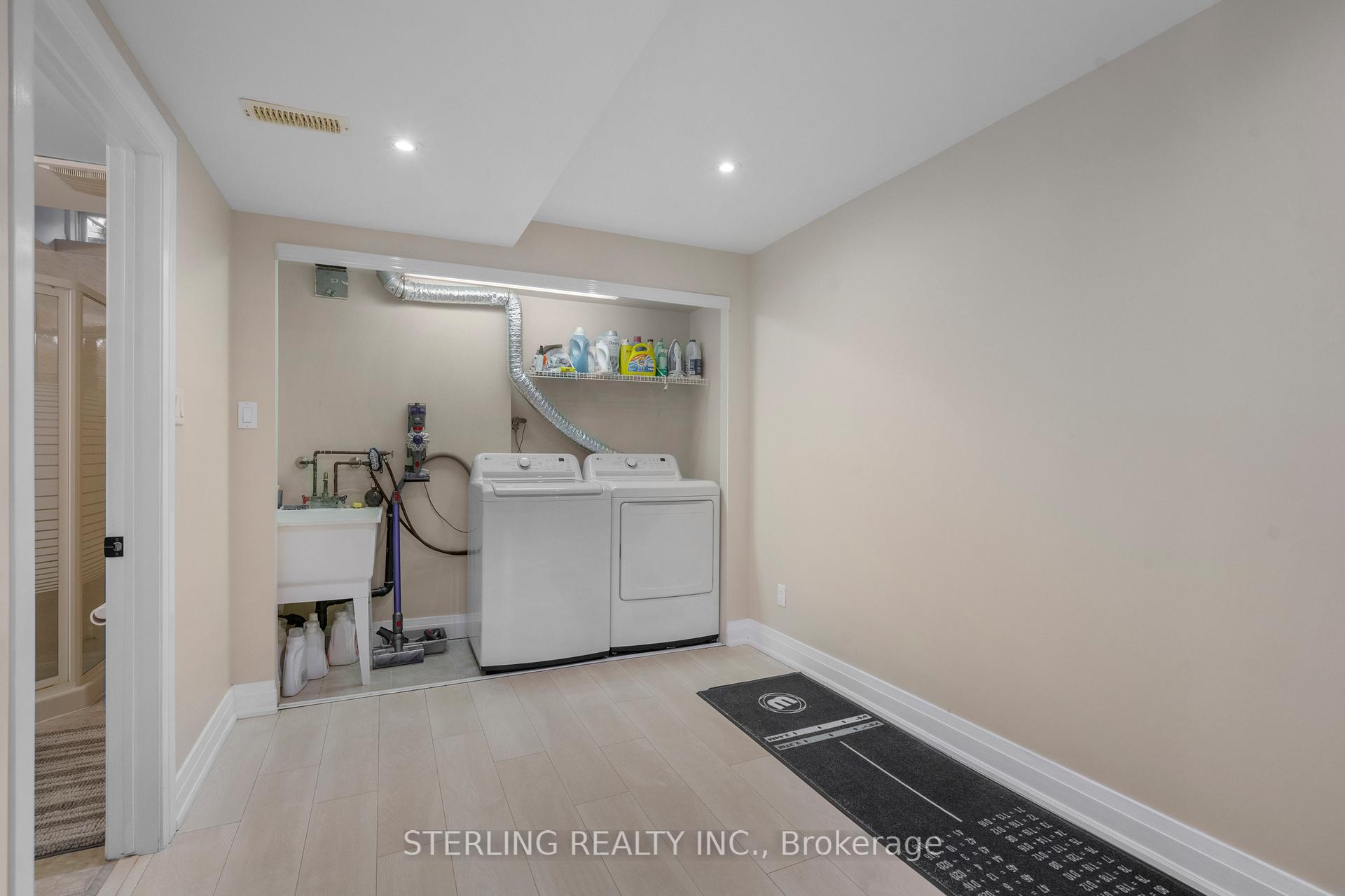 Photo 22 of 206 Bur Oak Avenue, Markham, Berczy — HOMEH