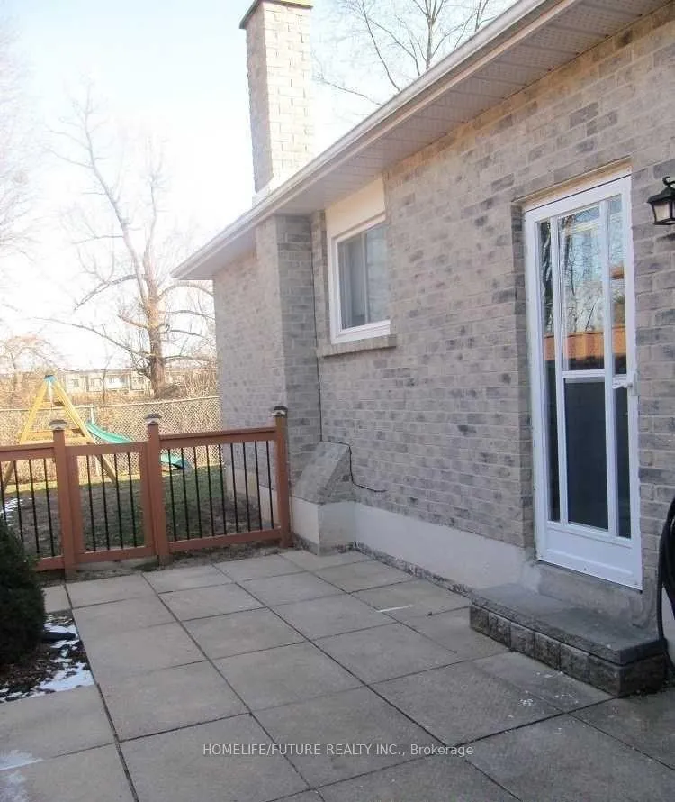 Photo 3 of Unit Bsmt, 45 Regency Crescent, Whitby, Downtown Whitby — HOMEH