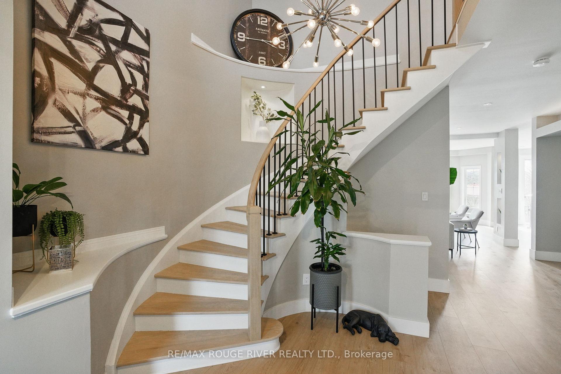 Photo 4 of 14 Mackey Drive, Whitby, Lynde Creek — HOMEH