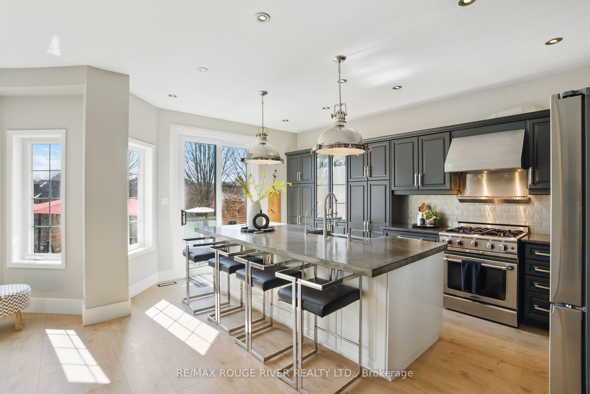 Photo 10 of 14 Mackey Drive, Whitby, Lynde Creek — HOMEH
