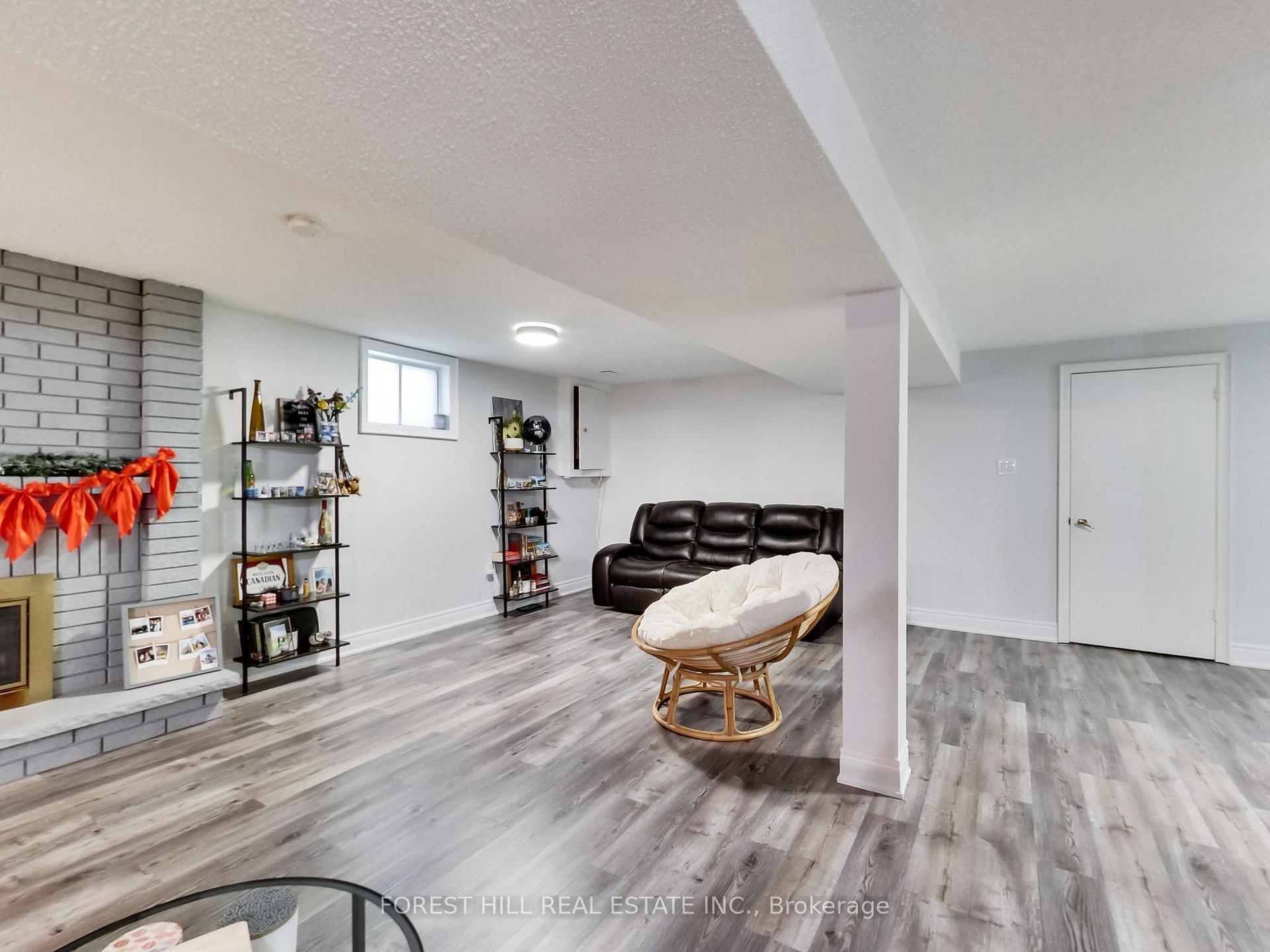 Photo 32 of 62 Adrian Crescent, Markham, Raymerville — HOMEH
