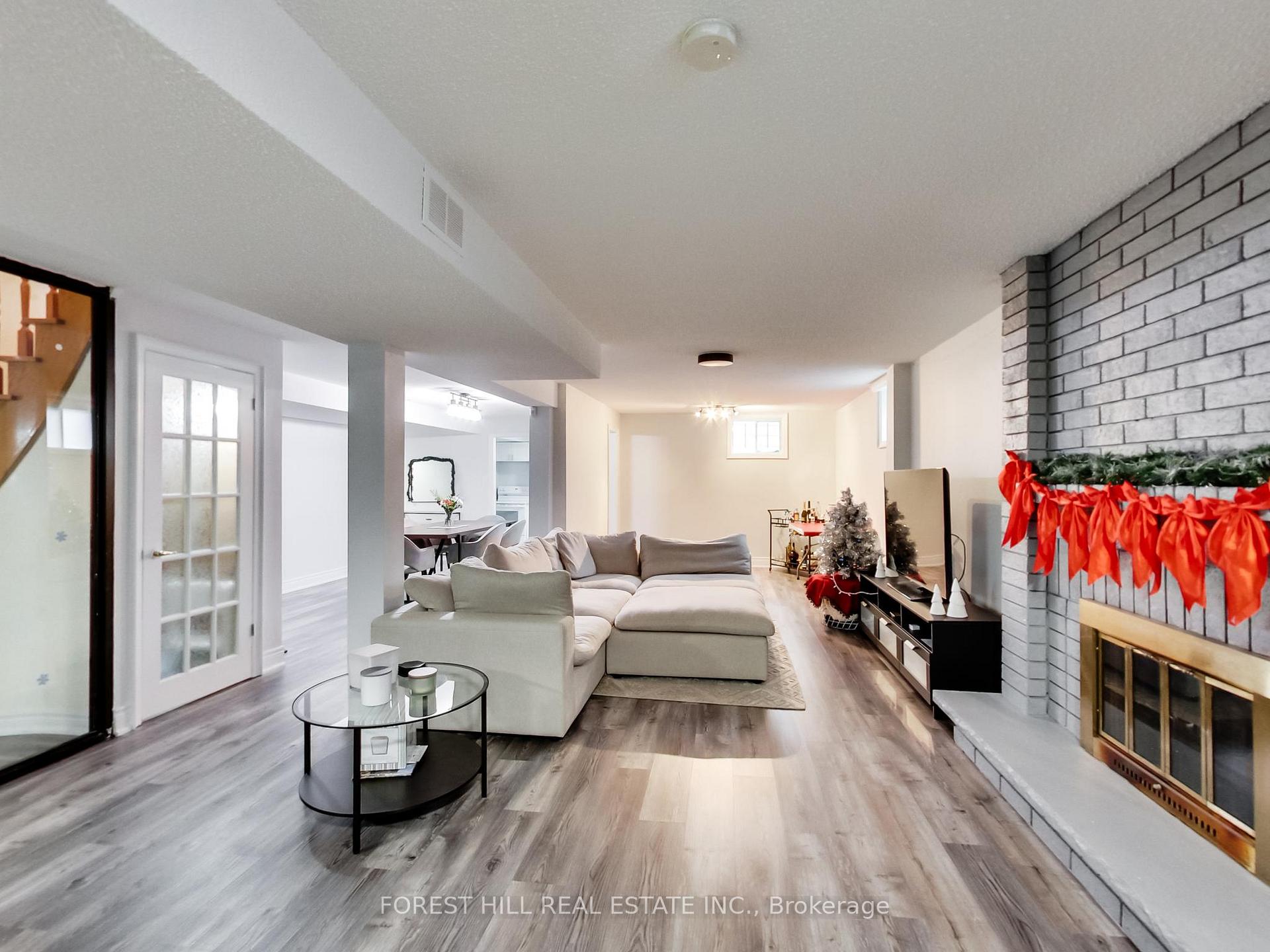 Photo 39 of 62 Adrian Crescent, Markham, Raymerville — HOMEH