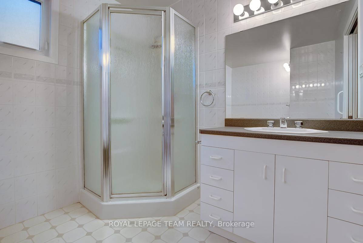 Photo 29 of 16 Barnstable Drive, Ottawa, Barrhaven - Knollsbrook — HOMEH