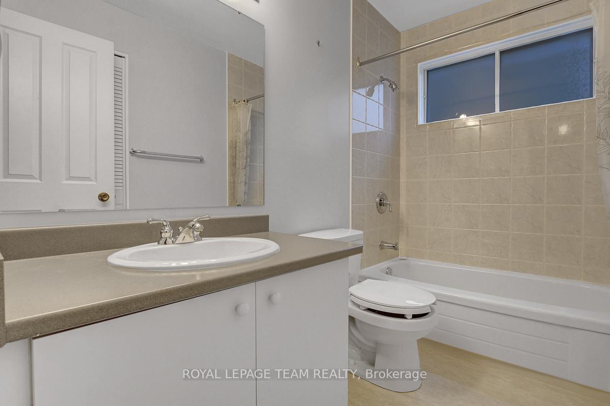 Photo 32 of 16 Barnstable Drive, Ottawa, Barrhaven - Knollsbrook — HOMEH