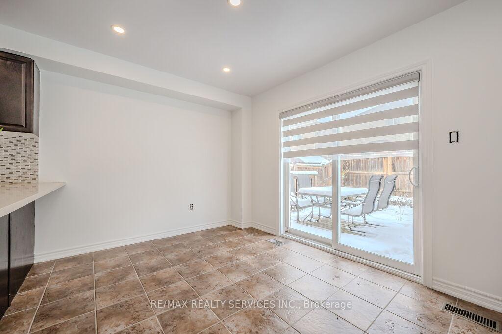 Photo 11 of 34 Andover Drive, Woolwich — HOMEH