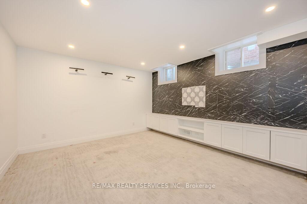 Photo 31 of 34 Andover Drive, Woolwich — HOMEH