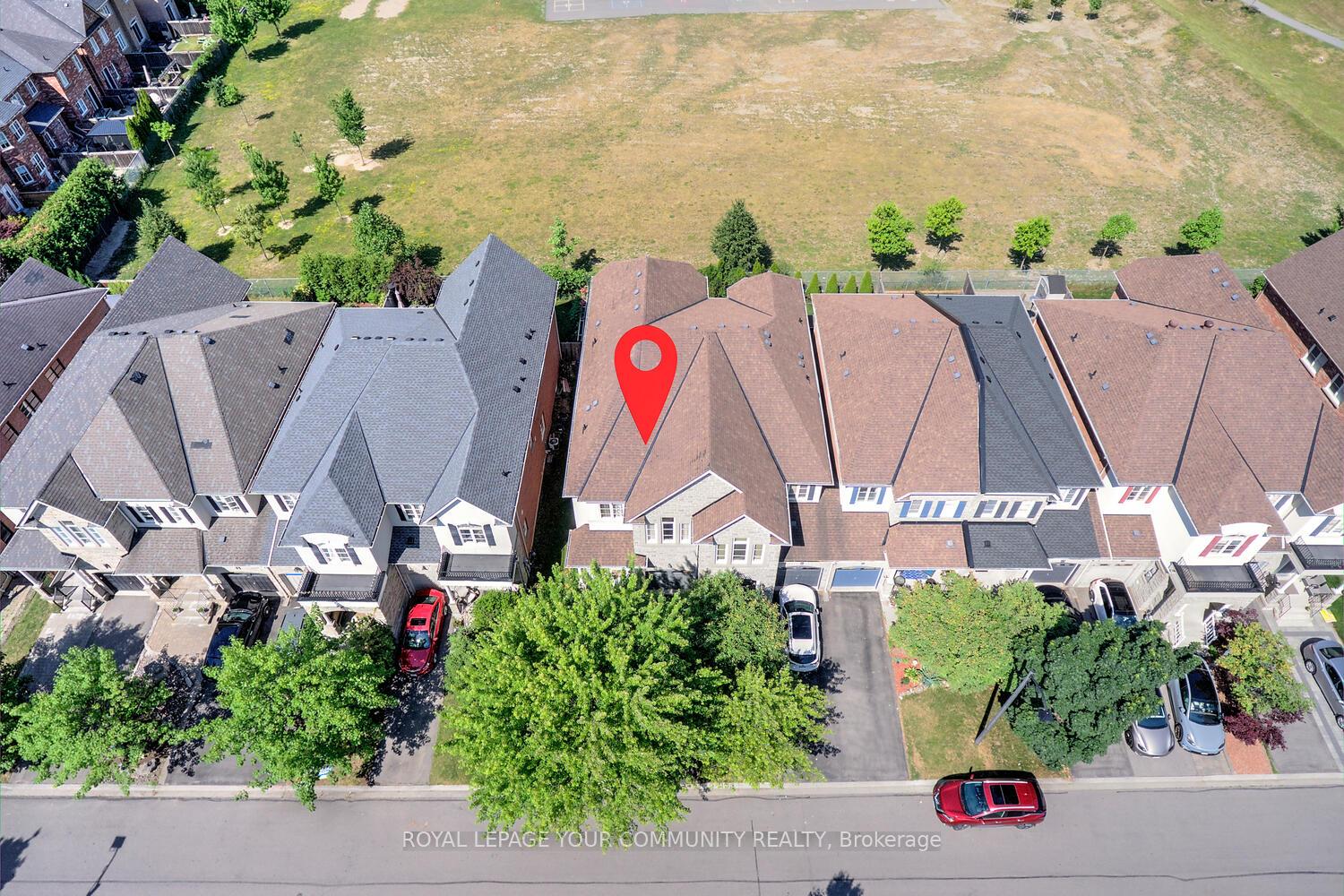 Photo 2 of 24 Mill River Drive, Vaughan, Patterson — HOMEH