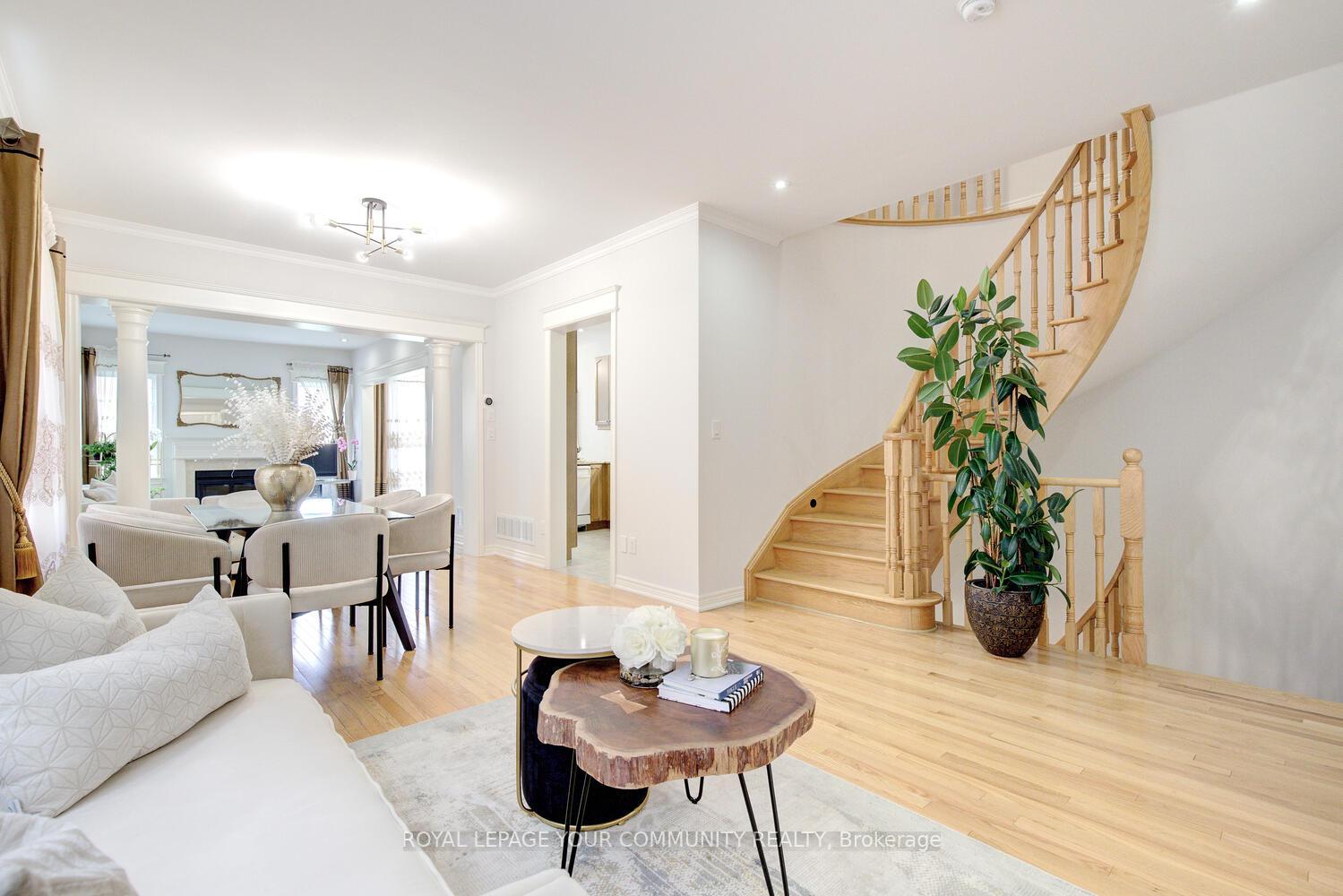 Photo 10 of 24 Mill River Drive, Vaughan, Patterson — HOMEH