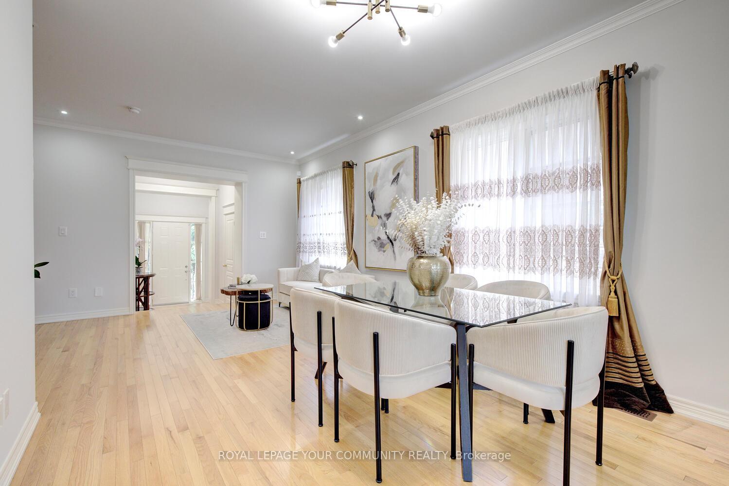 Photo 15 of 24 Mill River Drive, Vaughan, Patterson — HOMEH