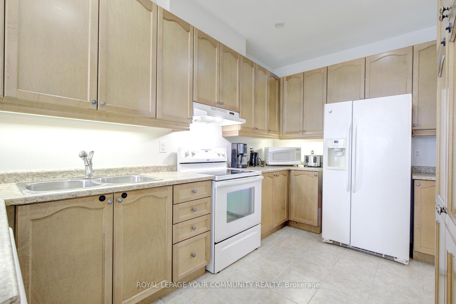 Photo 25 of 24 Mill River Drive, Vaughan, Patterson — HOMEH