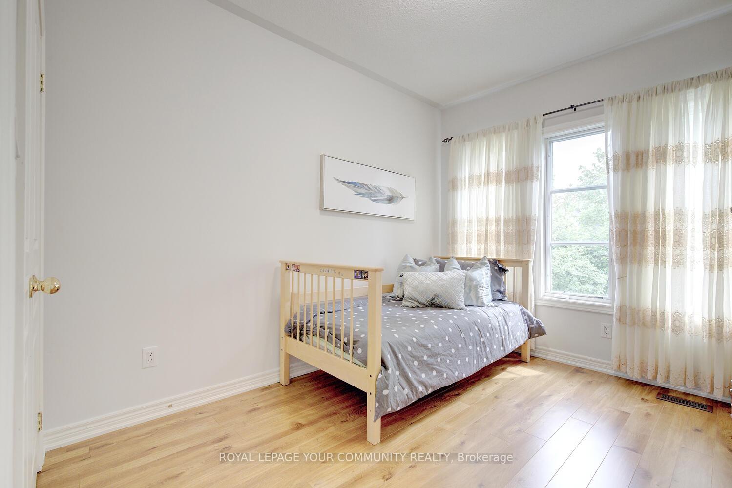 Photo 40 of 24 Mill River Drive, Vaughan, Patterson — HOMEH