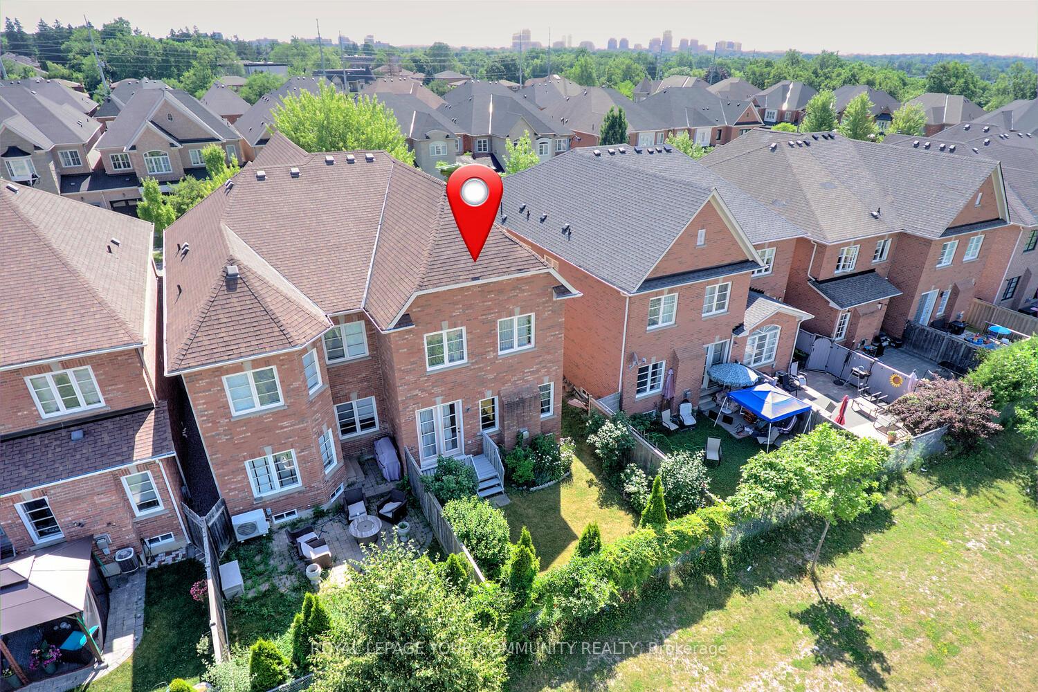 Photo 45 of 24 Mill River Drive, Vaughan, Patterson — HOMEH