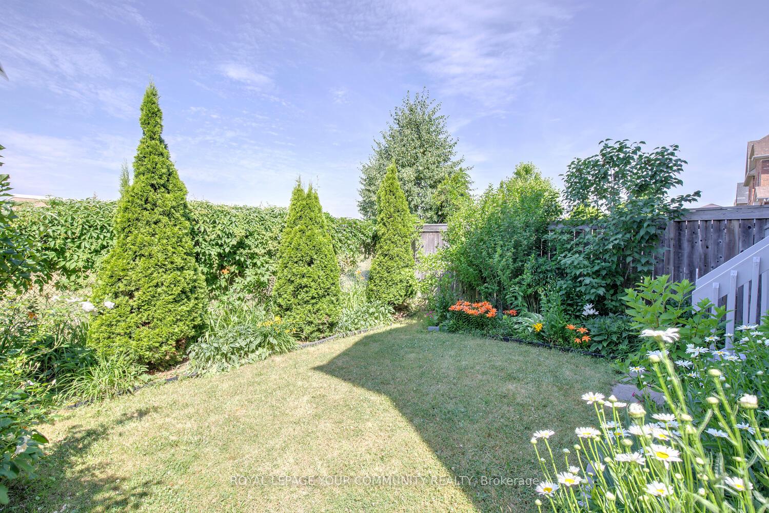 Photo 48 of 24 Mill River Drive, Vaughan, Patterson — HOMEH