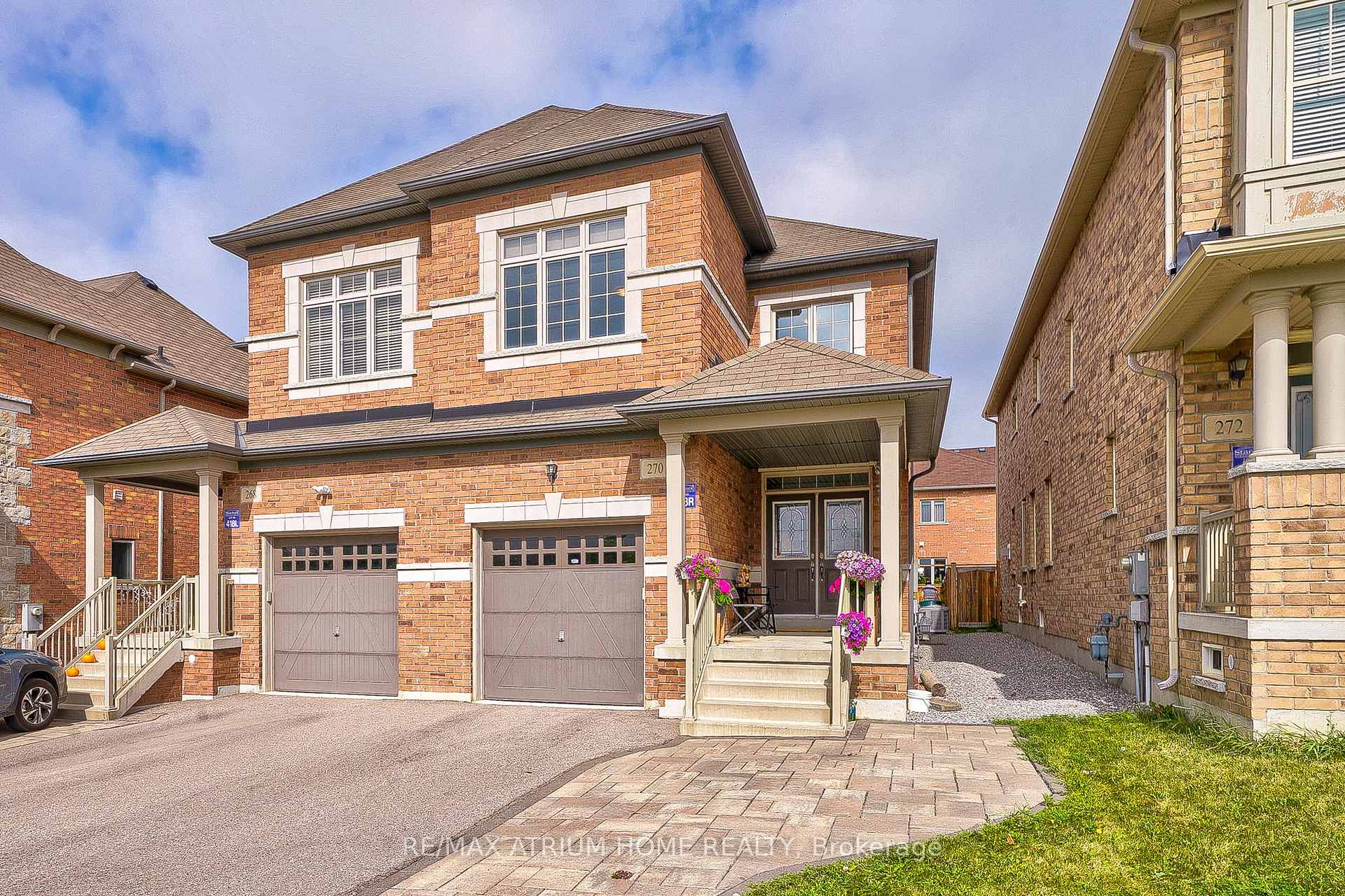 Photo 2 of 270 Wilfred Murison Avenue, Markham, Berczy — HOMEH