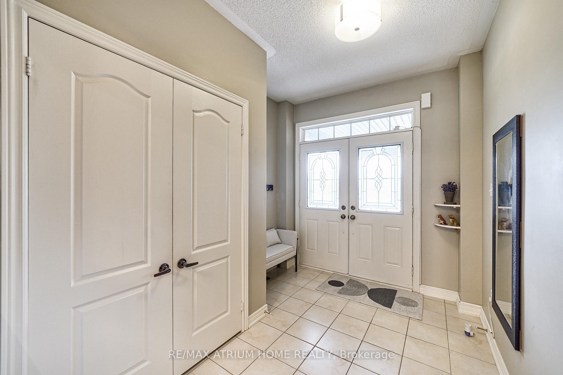 Photo 12 of 270 Wilfred Murison Avenue, Markham, Berczy — HOMEH