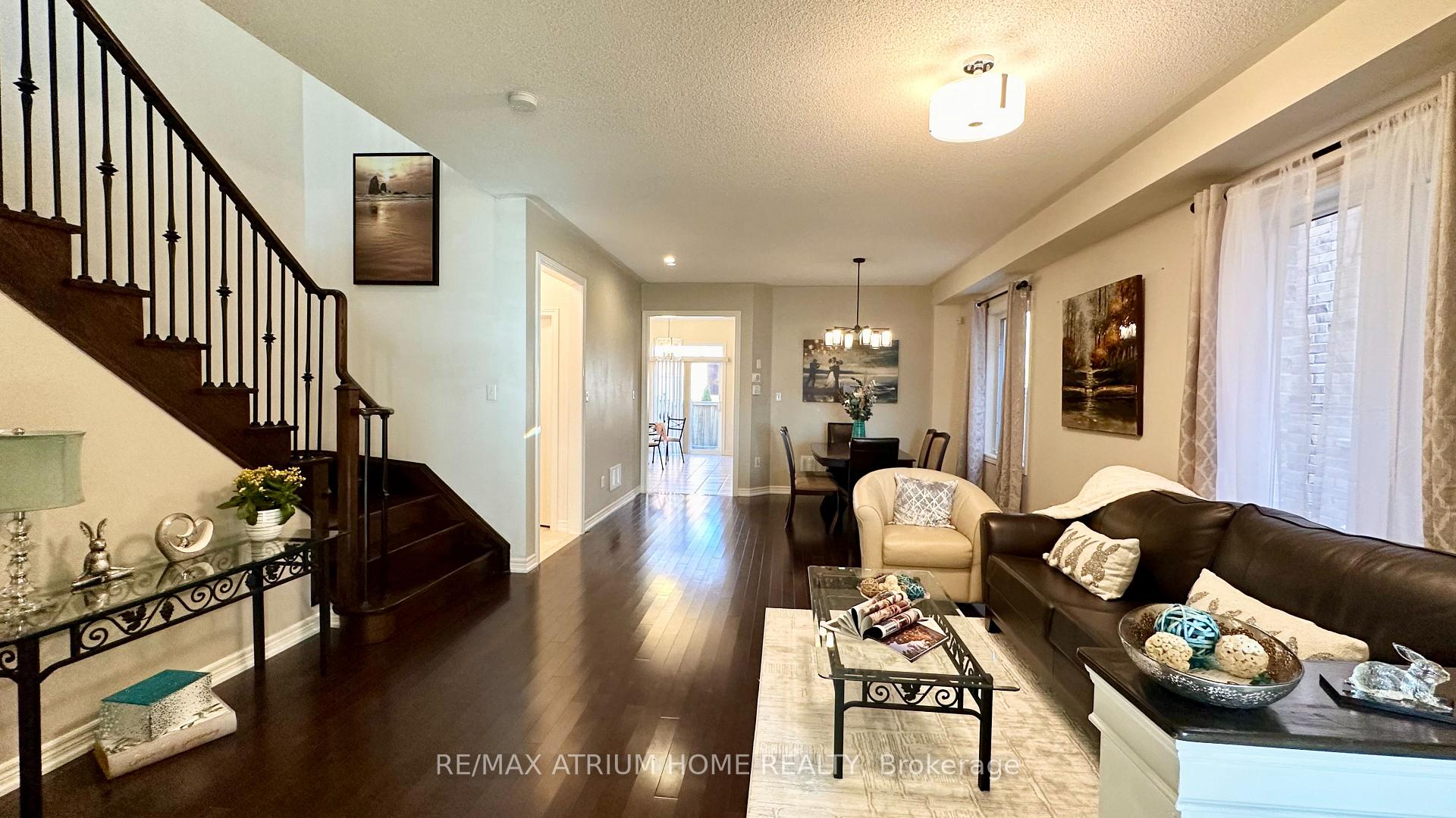 Photo 15 of 270 Wilfred Murison Avenue, Markham, Berczy — HOMEH