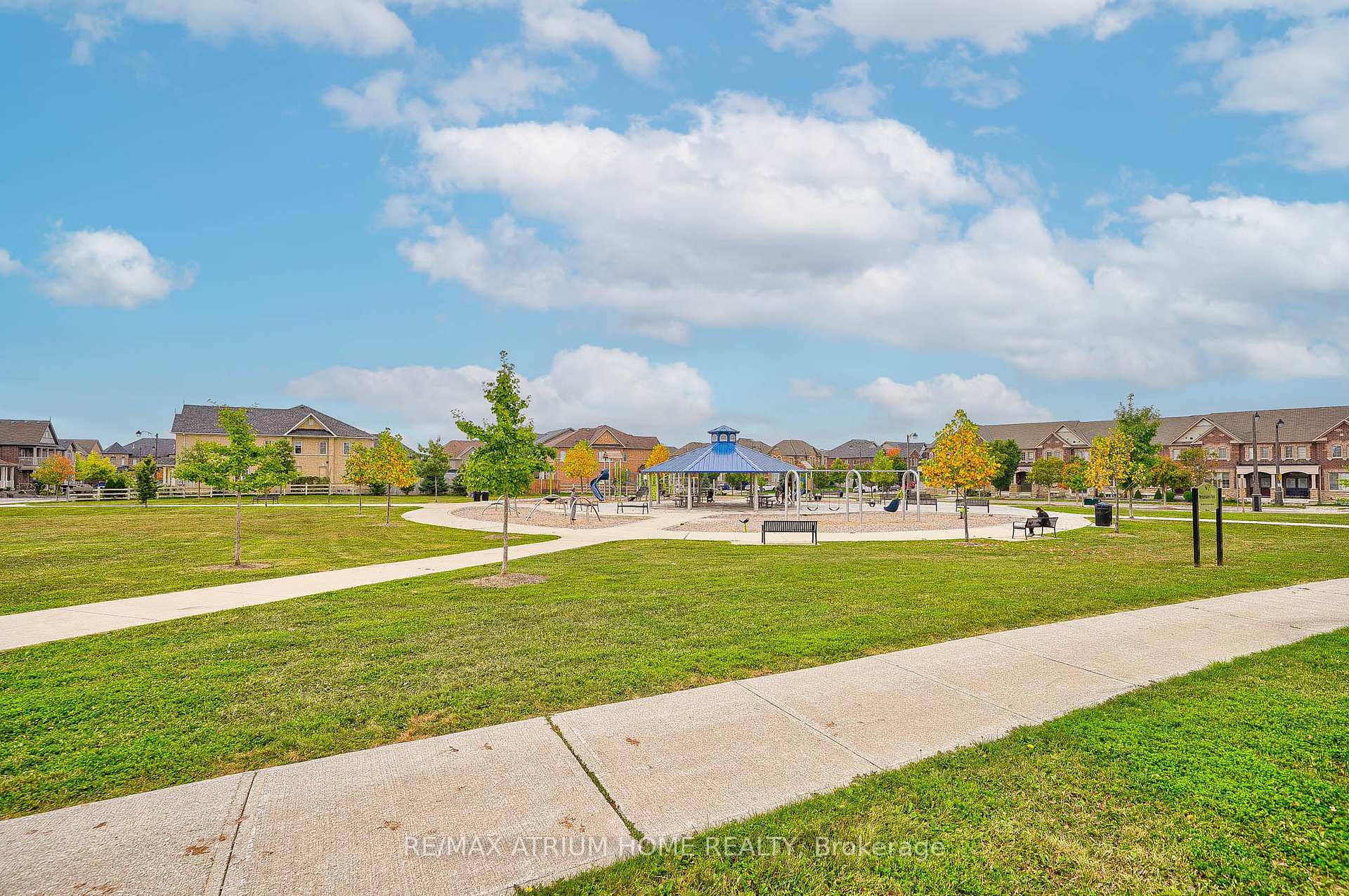 Photo 34 of 270 Wilfred Murison Avenue, Markham, Berczy — HOMEH