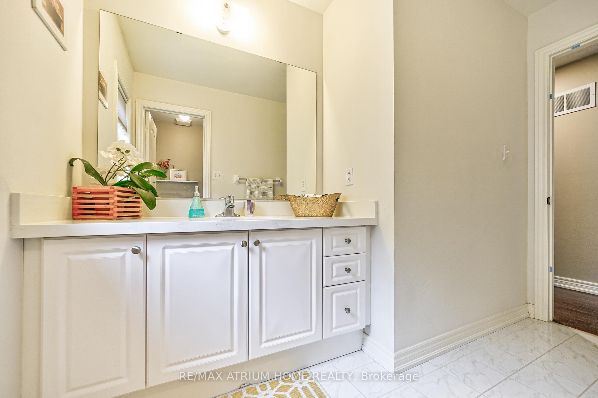 Photo 35 of 270 Wilfred Murison Avenue, Markham, Berczy — HOMEH