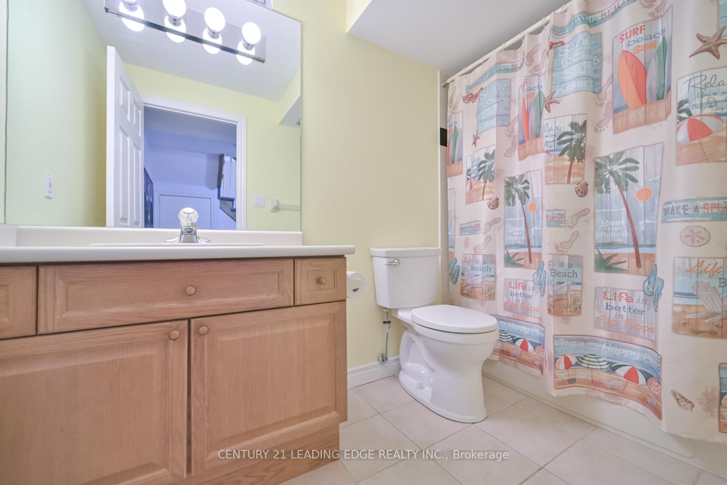 Photo 30 of 8D Station Lane, Markham, Unionville — HOMEH