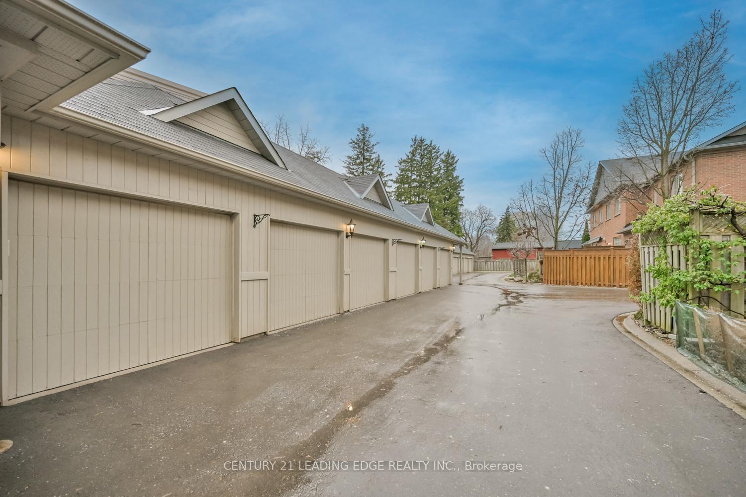 Photo 35 of 8D Station Lane, Markham, Unionville — HOMEH