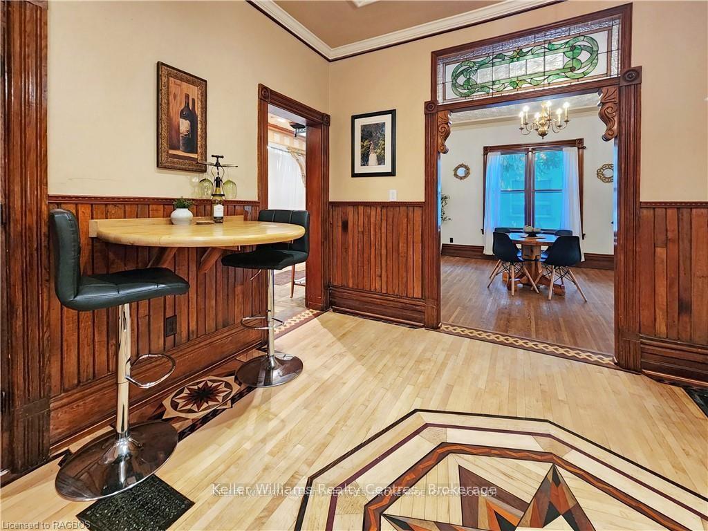Photo 12 of 220 Marsh Street, Blue Mountains — HOMEH