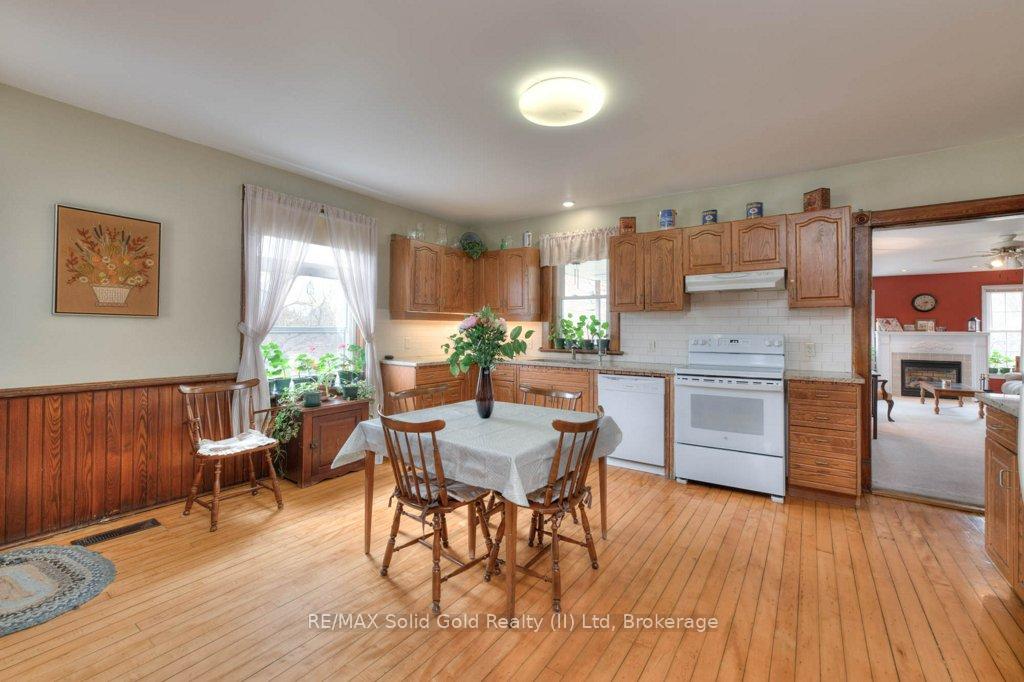 Photo 12 of 2294 Floradale Road, Woolwich — HOMEH