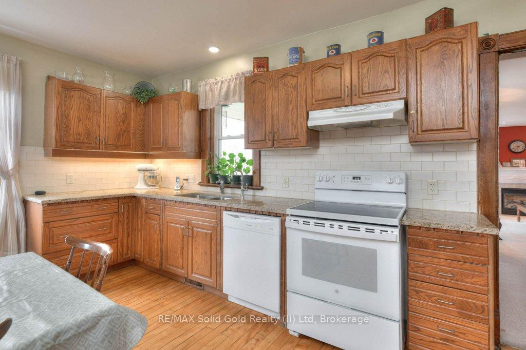 Photo 13 of 2294 Floradale Road, Woolwich — HOMEH