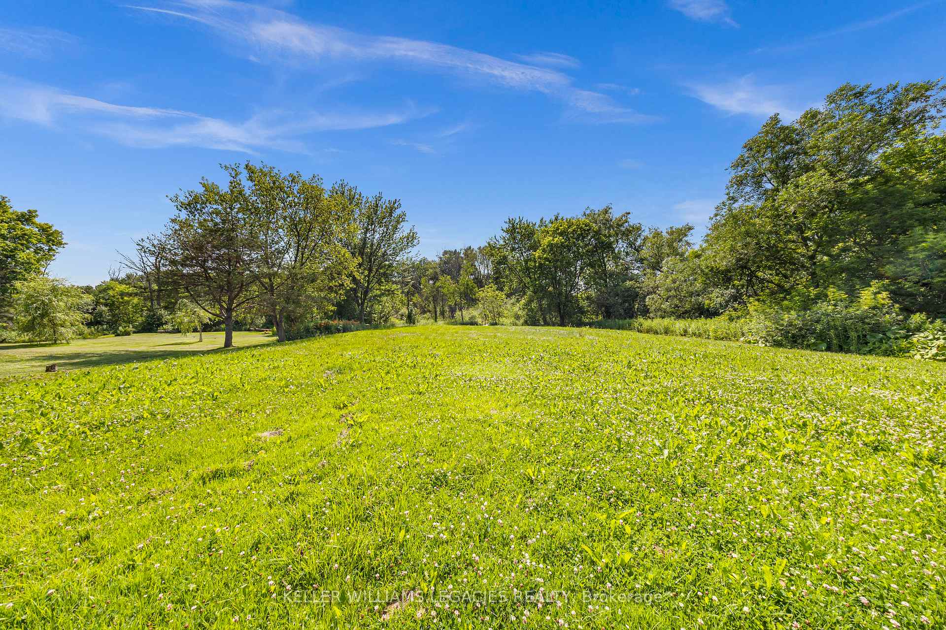 Photo 7 of 9070 Ashburn Road, Whitby, Rural Whitby — HOMEH