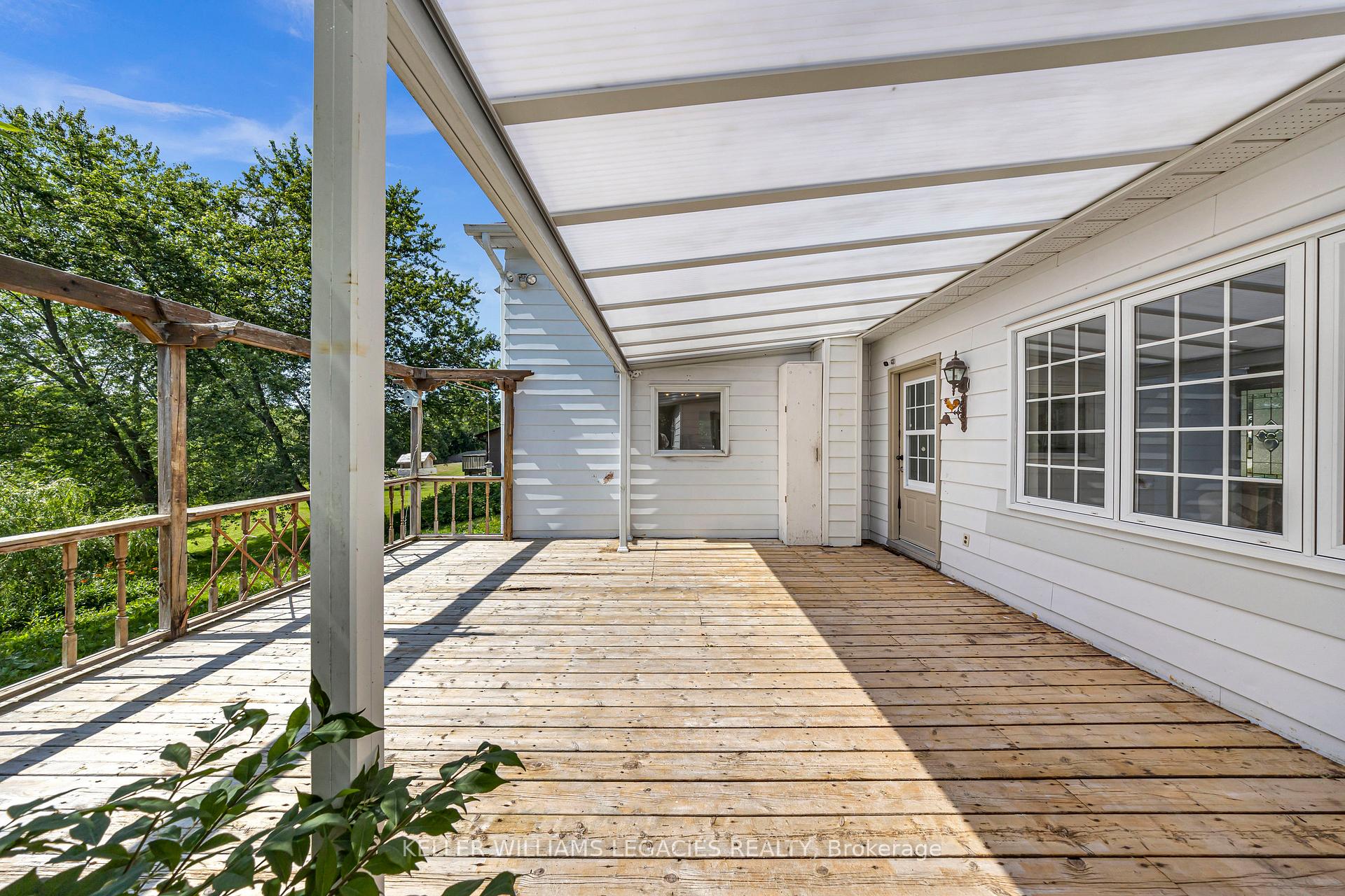 Photo 10 of 9070 Ashburn Road, Whitby, Rural Whitby — HOMEH