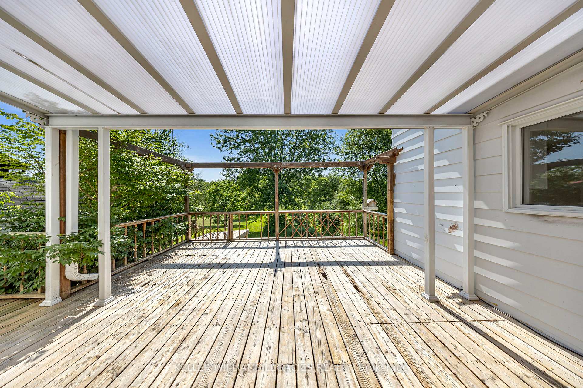 Photo 11 of 9070 Ashburn Road, Whitby, Rural Whitby — HOMEH
