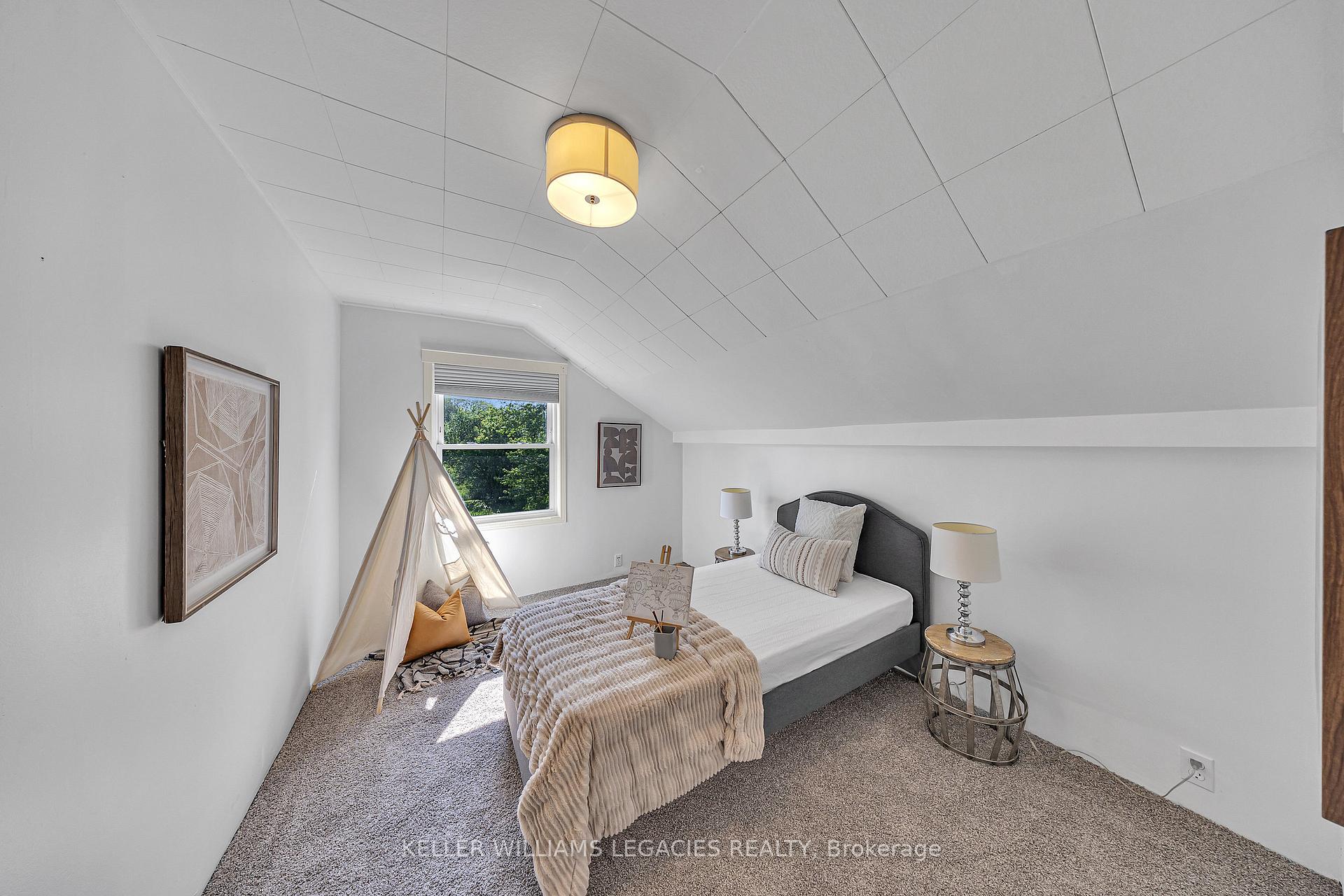 Photo 25 of 9070 Ashburn Road, Whitby, Rural Whitby — HOMEH