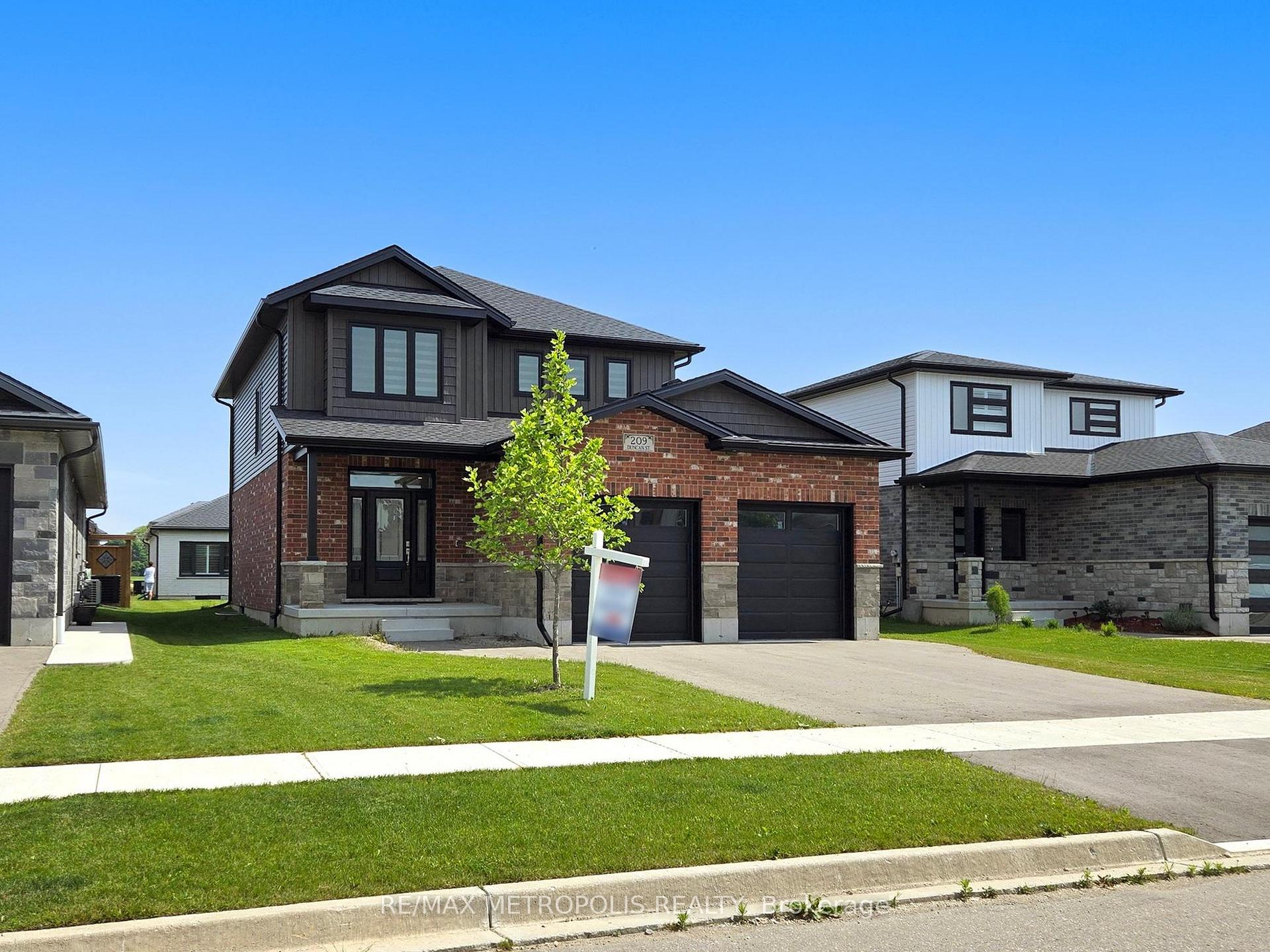 Photo 2 of 209 Duncan Street, West Perth, Mitchell — HOMEH