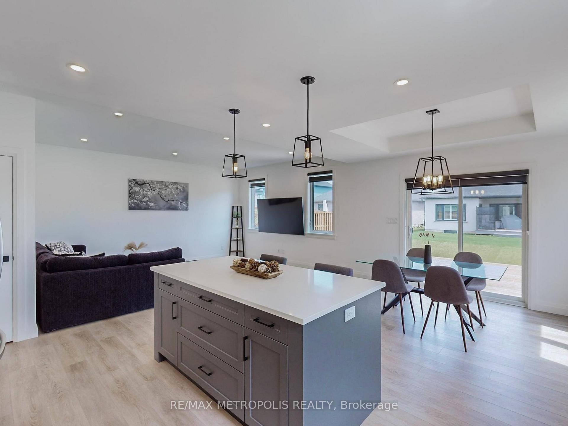 Photo 11 of 209 Duncan Street, West Perth, Mitchell — HOMEH