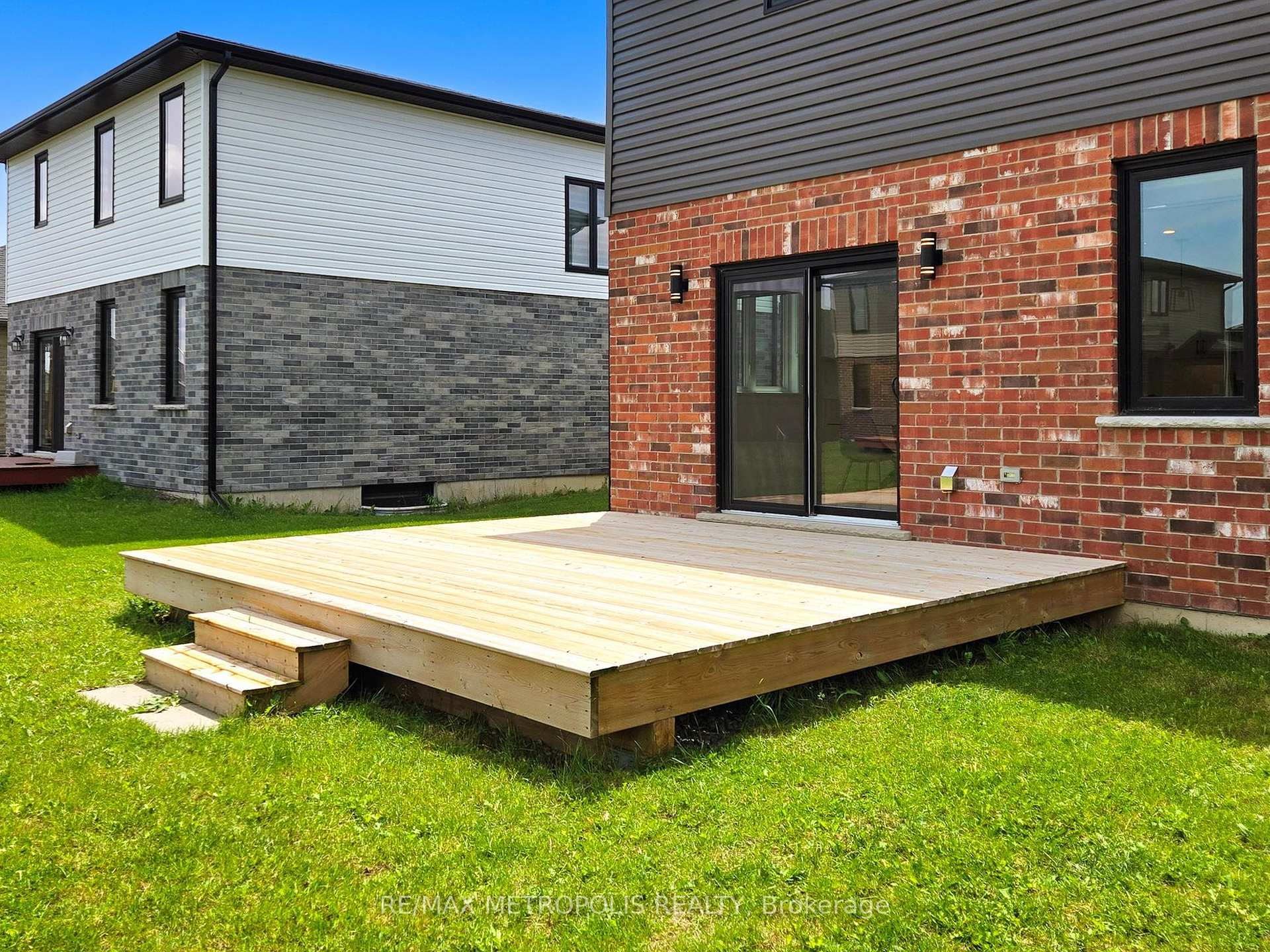 Photo 38 of 209 Duncan Street, West Perth, Mitchell — HOMEH