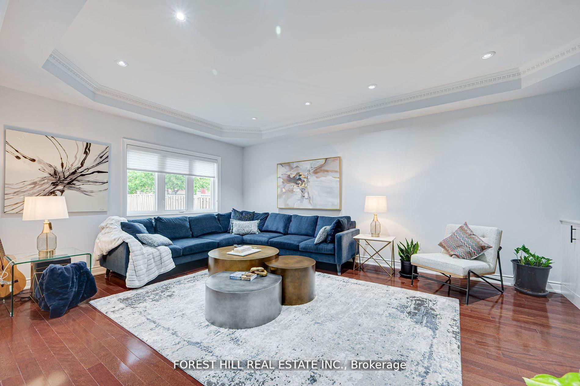 Photo 8 of 139 Ner Israel Drive S, Vaughan, Patterson — HOMEH