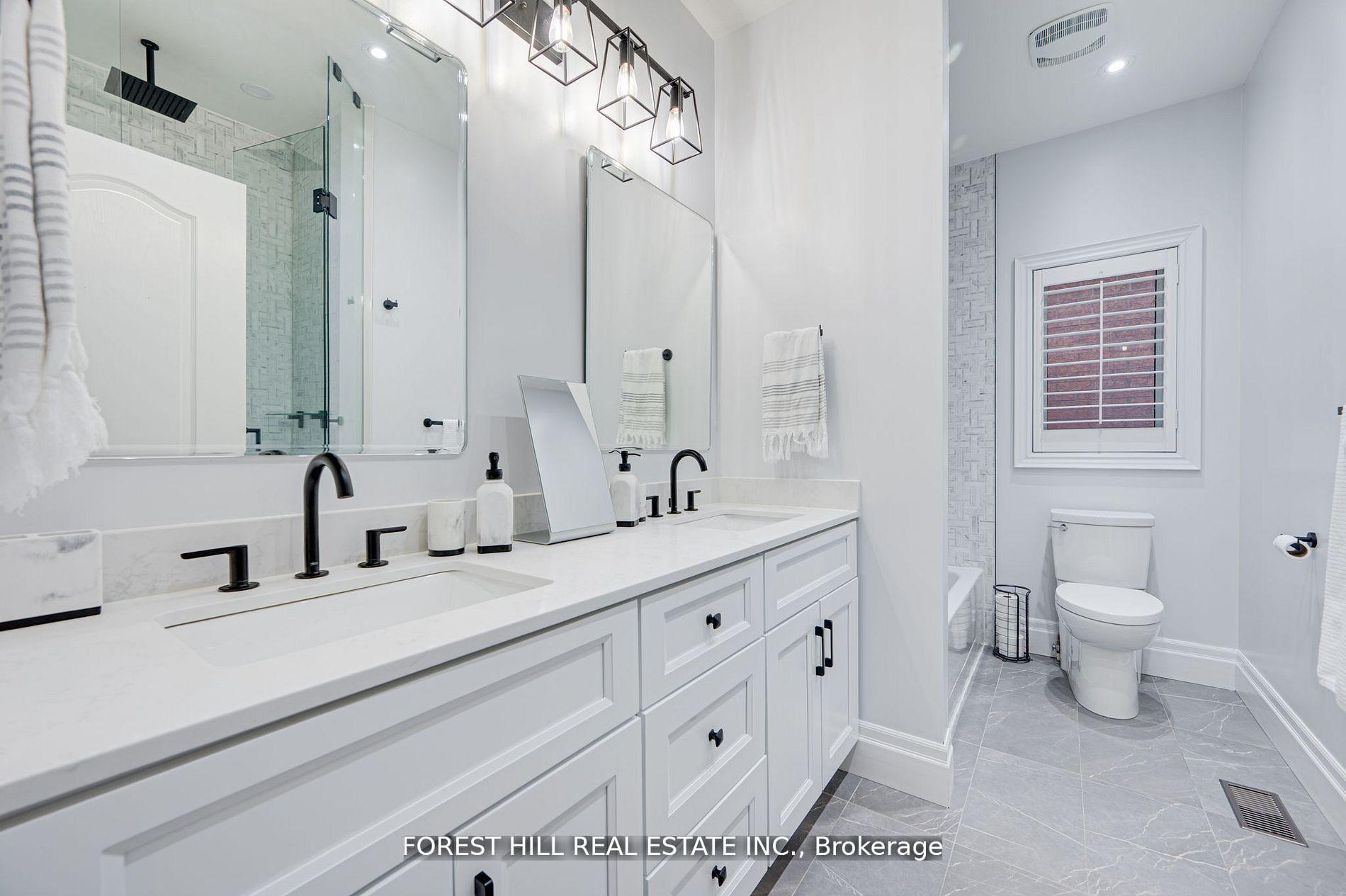 Photo 18 of 139 Ner Israel Drive S, Vaughan, Patterson — HOMEH