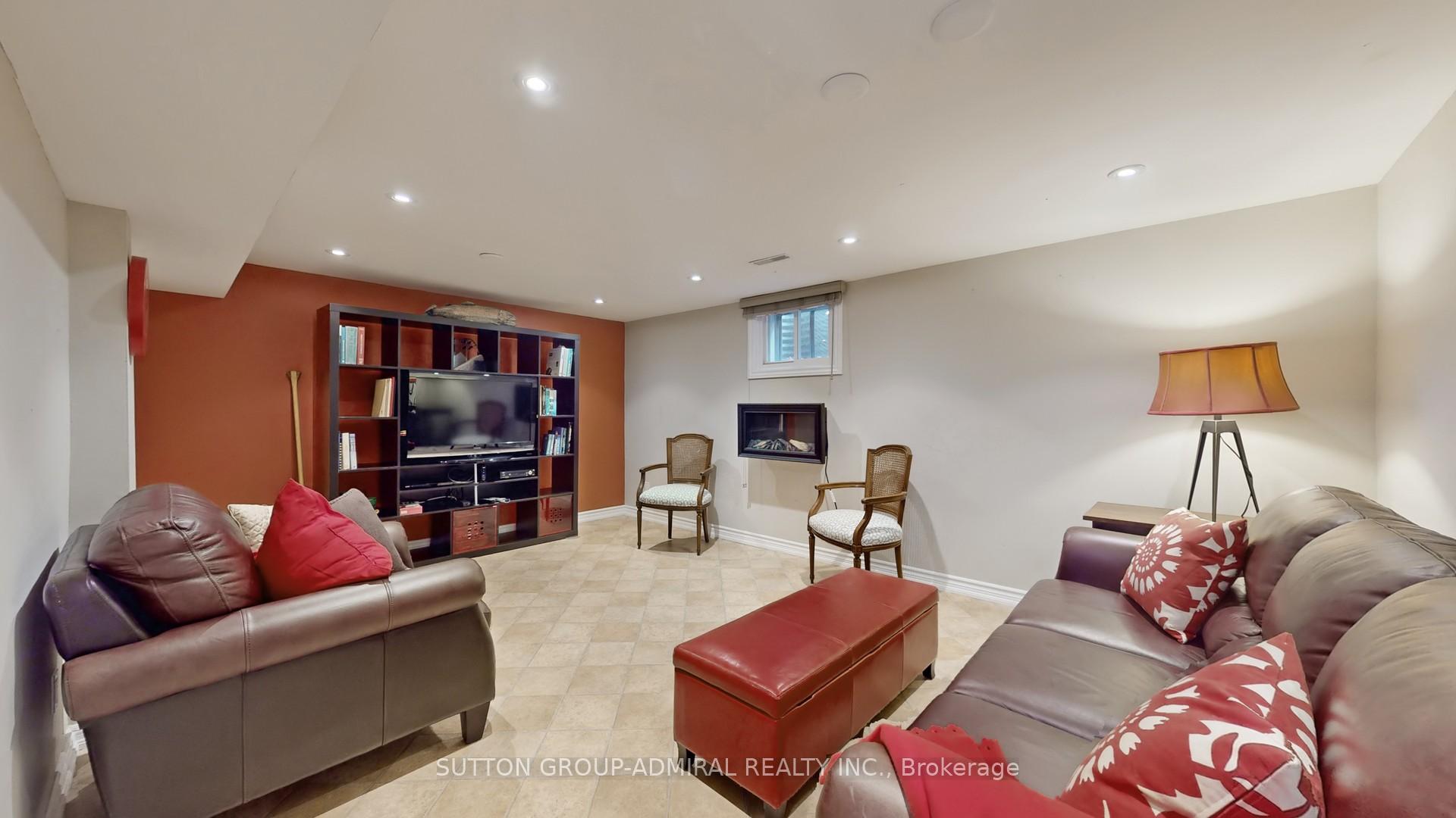 Photo 13 of 91 Kirk Drive, Markham, Royal Orchard — HOMEH