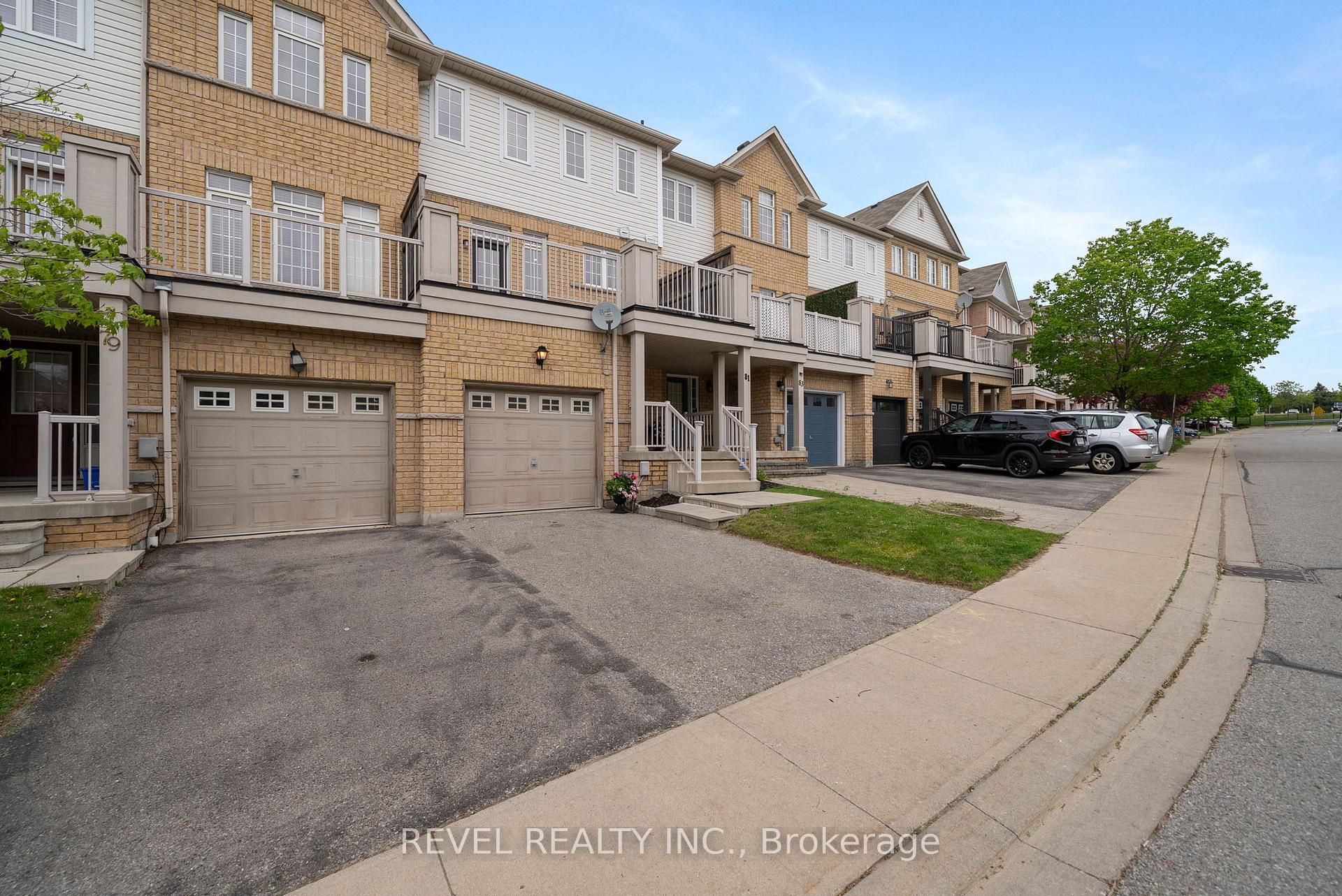 Photo 2 of 81 Barkdale Way, Whitby, Pringle Creek — HOMEH
