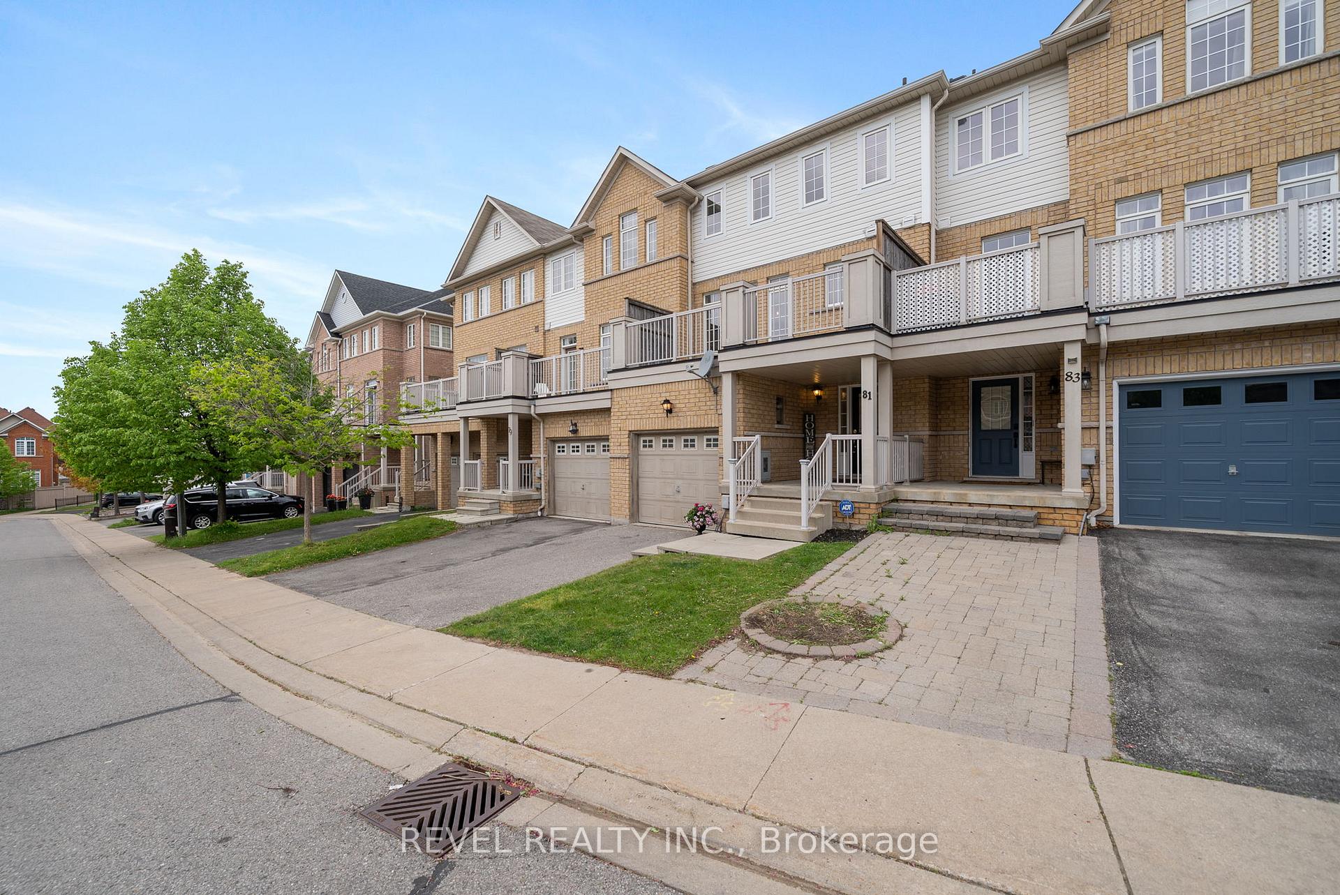 Photo 3 of 81 Barkdale Way, Whitby, Pringle Creek — HOMEH
