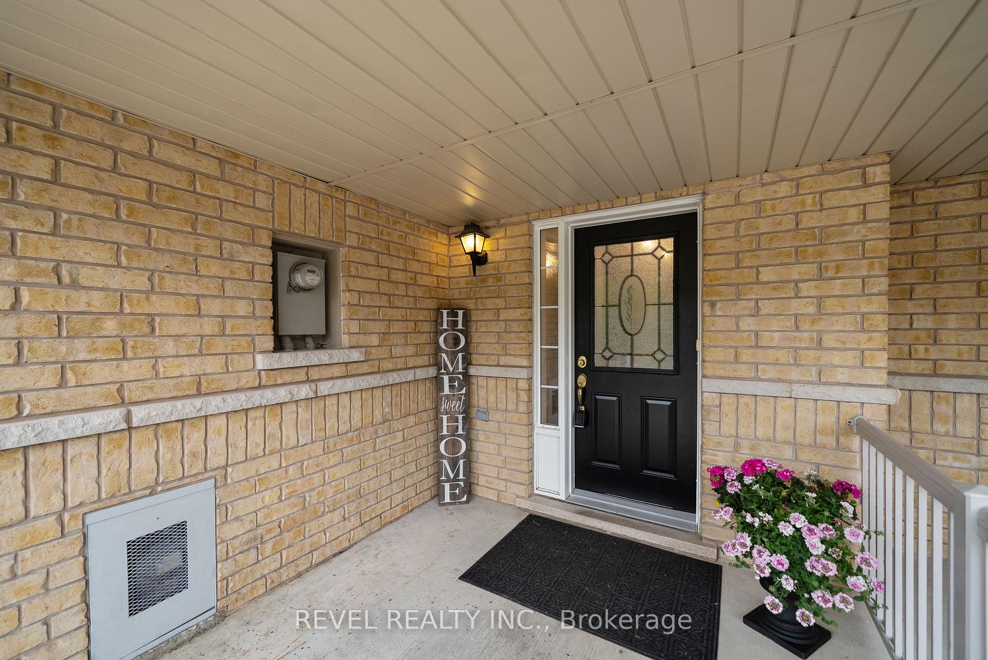 Photo 5 of 81 Barkdale Way, Whitby, Pringle Creek — HOMEH