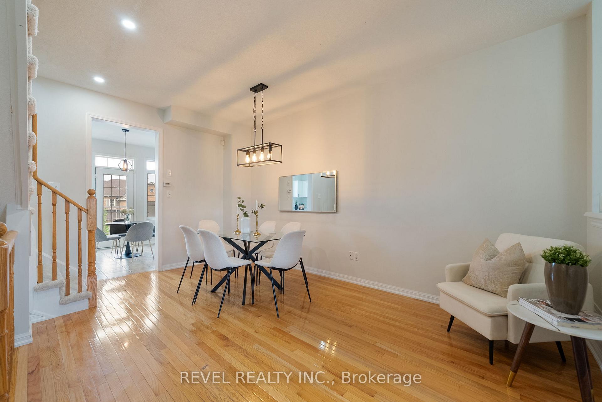 Photo 8 of 81 Barkdale Way, Whitby, Pringle Creek — HOMEH