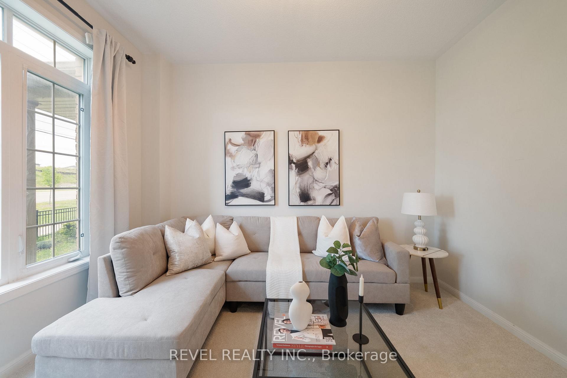 Photo 14 of 81 Barkdale Way, Whitby, Pringle Creek — HOMEH