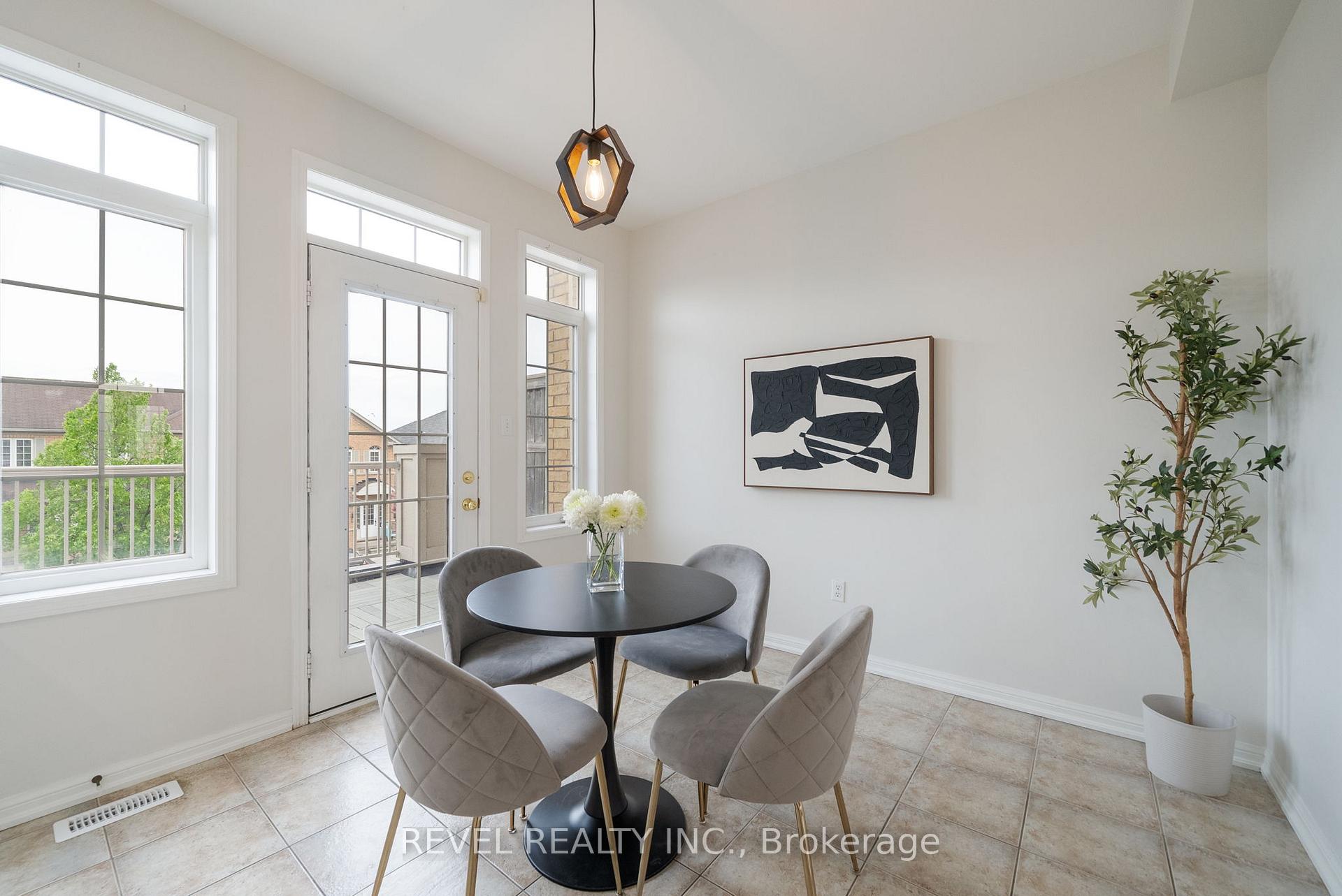 Photo 18 of 81 Barkdale Way, Whitby, Pringle Creek — HOMEH